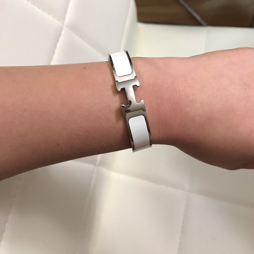 clic clac H white bracelet